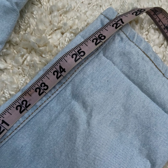 Vintage Levi’s 521 Light Blue Jeans - Picture 6 of 7